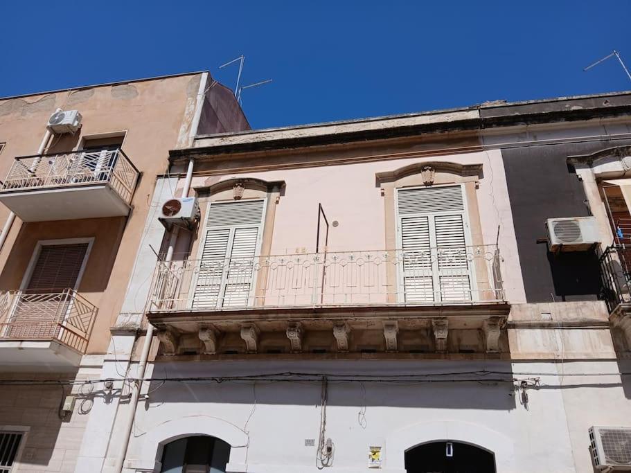 Lusiana Apartment Syracuse Buitenkant foto